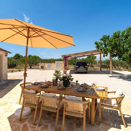 Casa Bellissima Sutivan