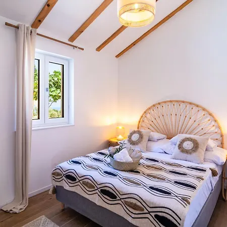 Casa Bellissima * Sutivan